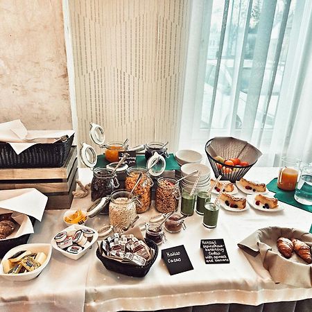 Hotel I Restauracja W Luboniu Екстер'єр фото